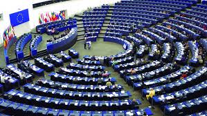 Il Parlamento vara il piano da 1000 miliardi