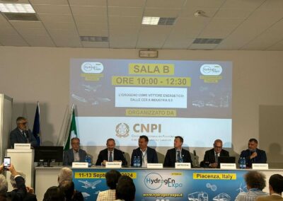 Galleria fotografica - Tavola Rotonda L'idrogeno come vettore energetico: dalle CER a Industria 5.0